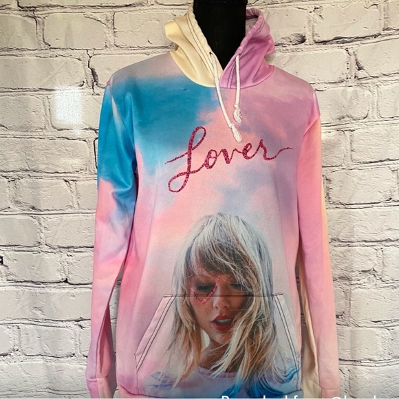 Tops - Taylor Swift Lover Hooded Sweatshirt